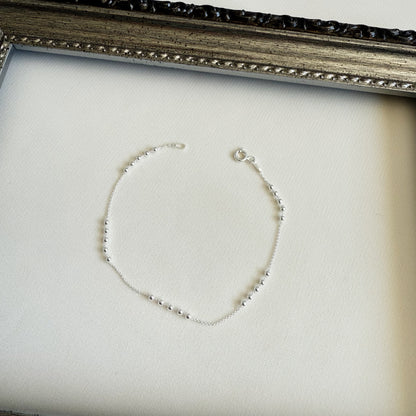 Pulsera Tradicional con Esferas