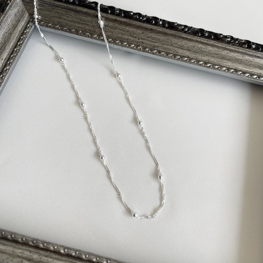 Cadena Espiral con Esferas