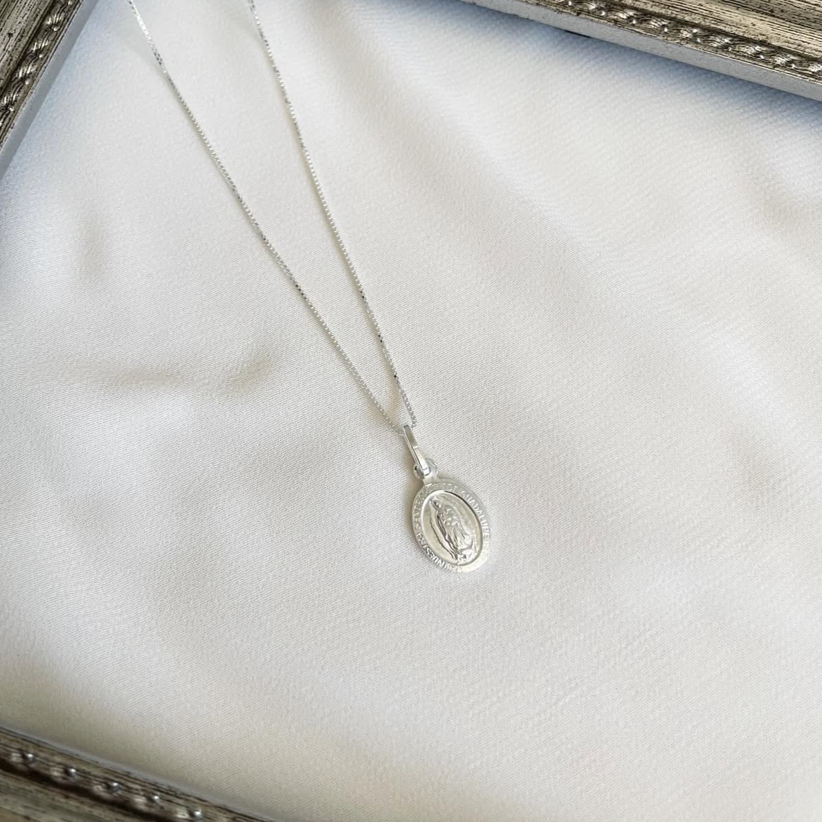 Collar Virgen de Guadalupe