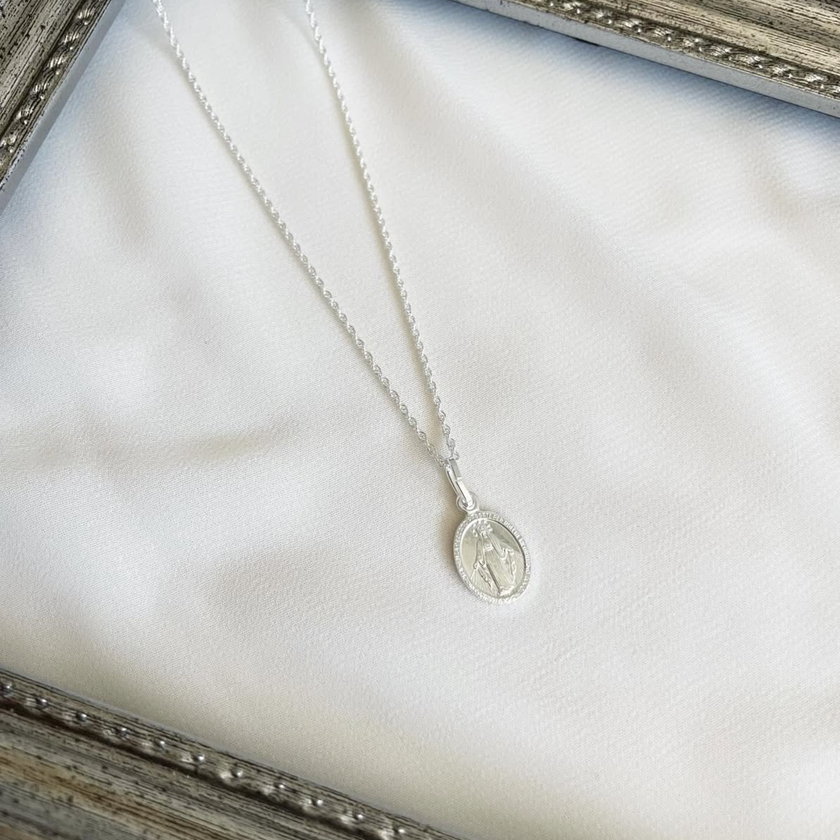 Collar Virgen de Guadalupe