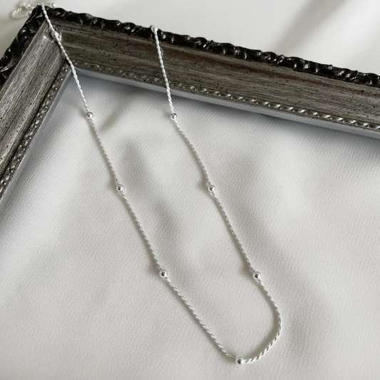 Cadena Turbillon con Esferas