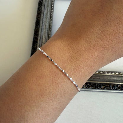 Pulsera Tradicional con Cubos