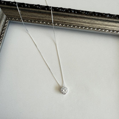 Collar Punto de Luz Grande