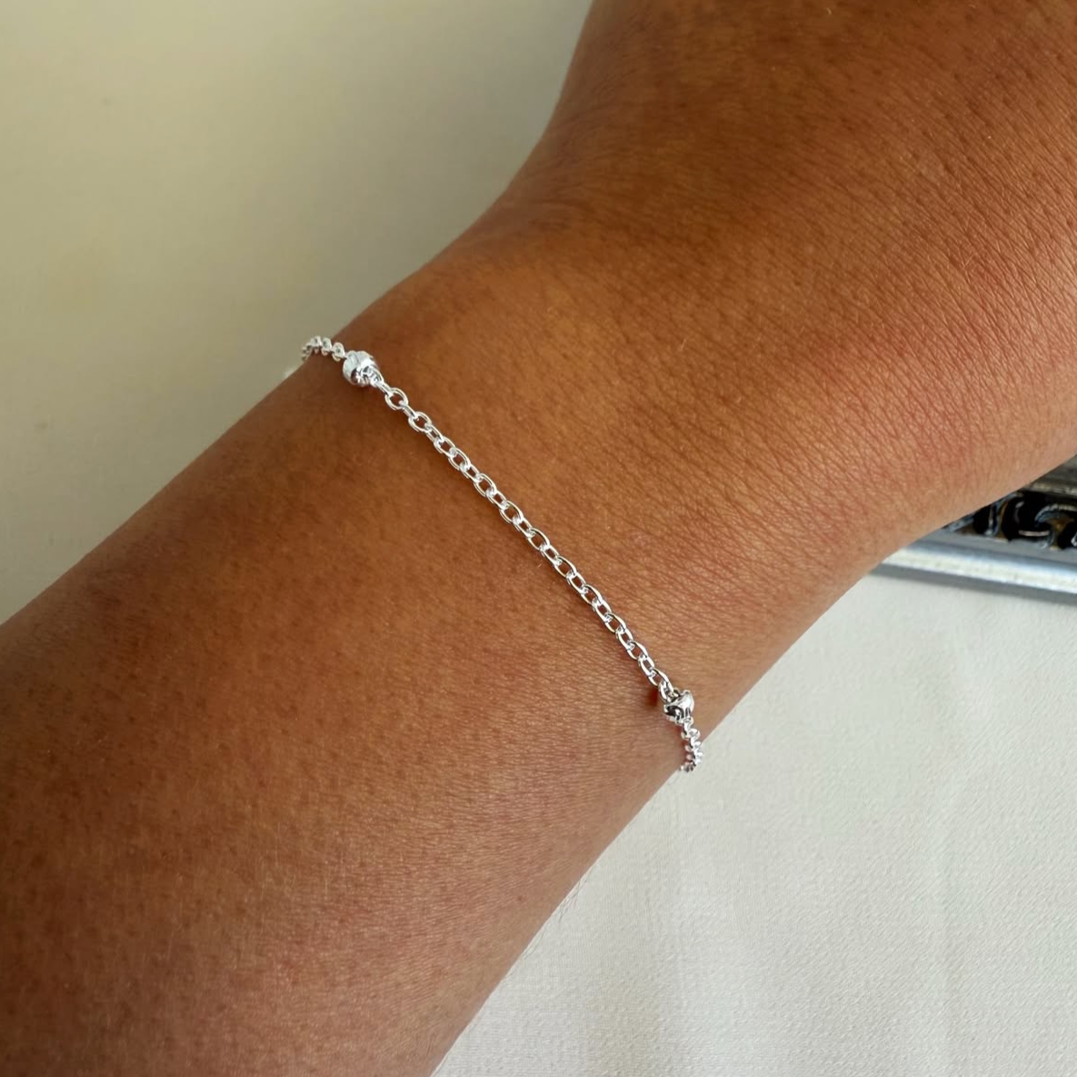 Pulsera Tradicional con Esferas Facetadas