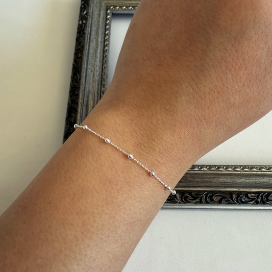 Pulsera Tradicional con Esferas