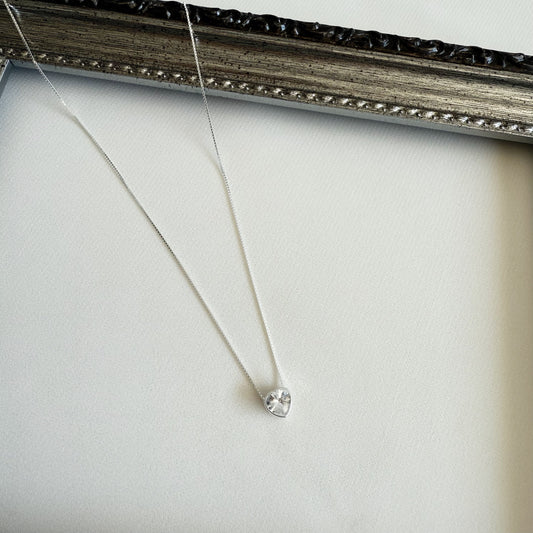 Collar Punto de Luz Corazón